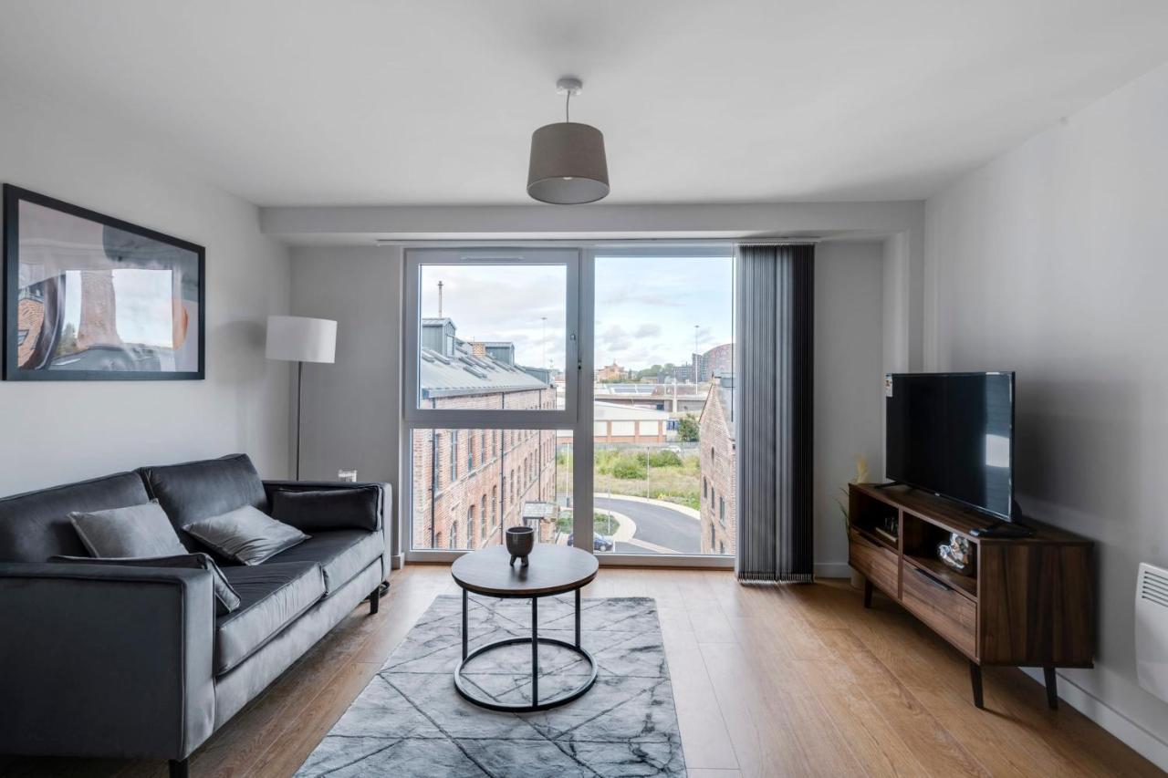 Spacious 1 Bedroom Apartment In A Converted Mill Leeds  Eksteriør bilde